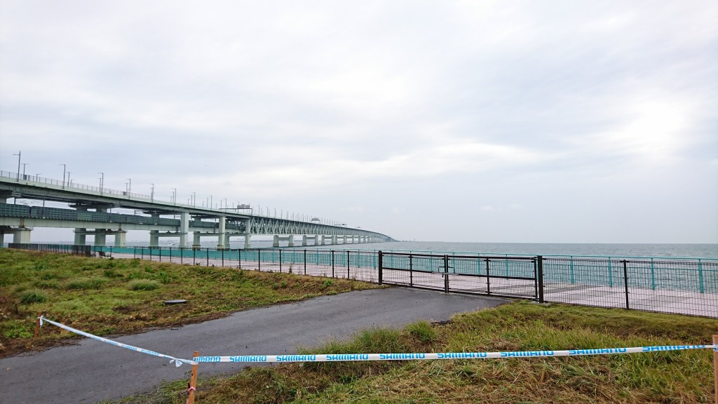 橋を渡れば関西国際空港